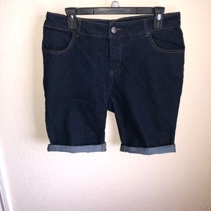 Short jeans worn once! Size 12